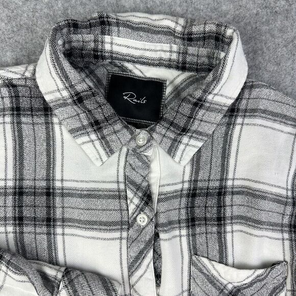 Rails Flannel Shirt Womens Small Black White Plaid Button Front Pocket Soft LS* - Picture 2 of 14